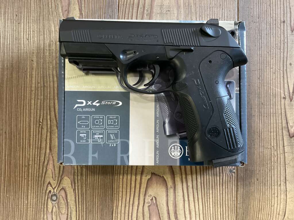 Pistola P. Beretta mod. PX4 Srtorm a co2